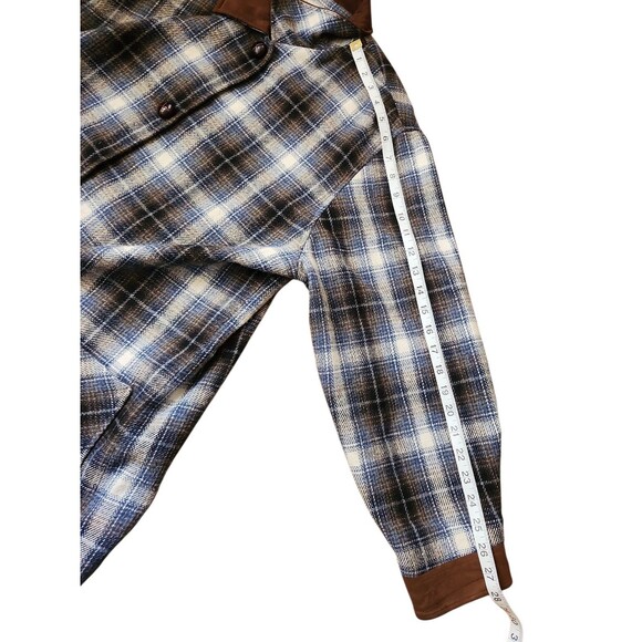 St. John's Bay Vintage Barn Chore Coat Womens Large Plaid  90s Grunge - Picture 8 of 8
